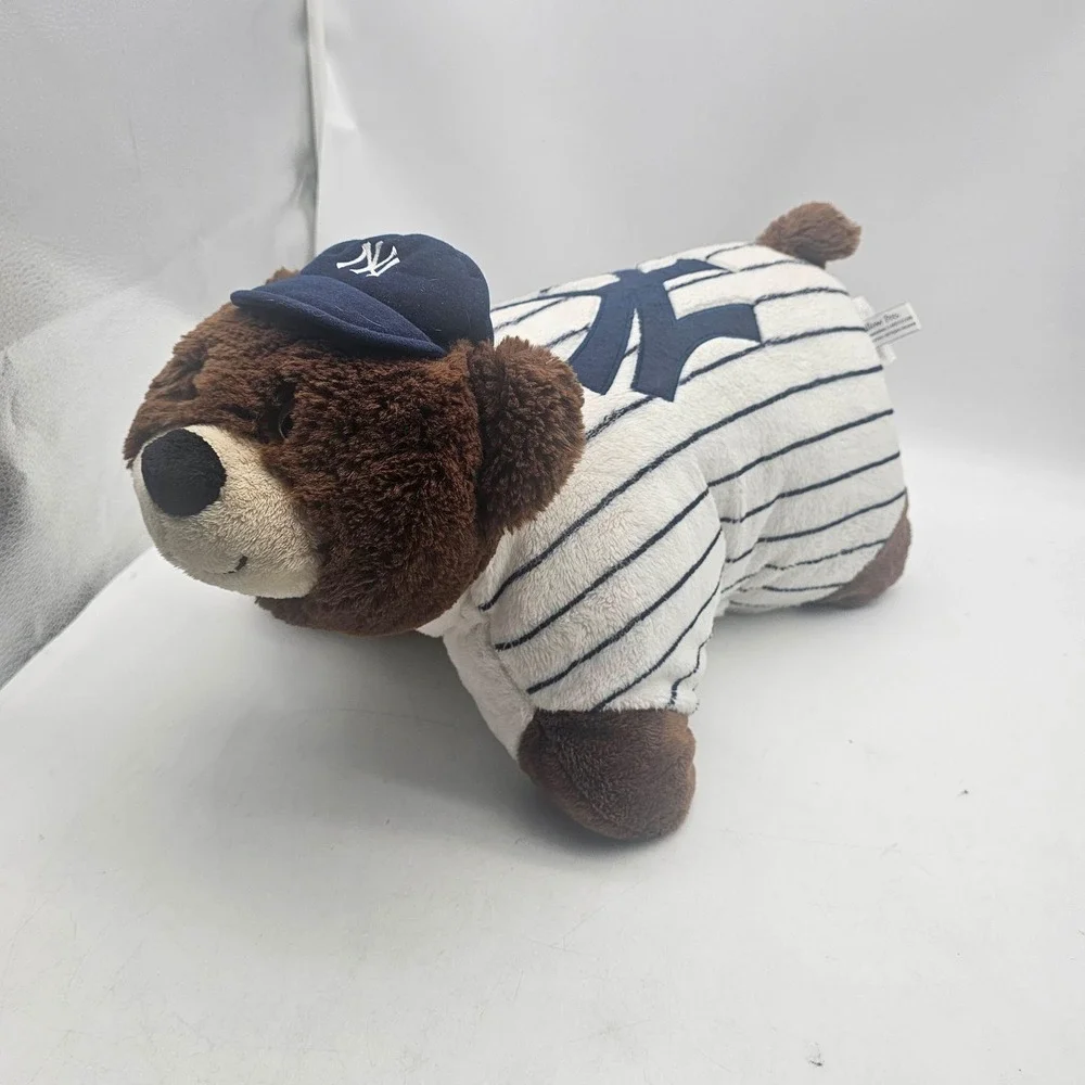 New York Yankees Pillow Pets Bear Plush MLB Baseball Folding Pillow 18